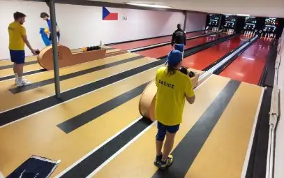 Přes výborný výkon, z Duchcova s kanárem